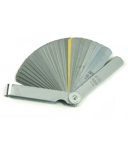 0.0015 In. to 0.035 In. (0.038 Mm to 0.889 Mm) Deluxe 32 Blade Feeler Gauge